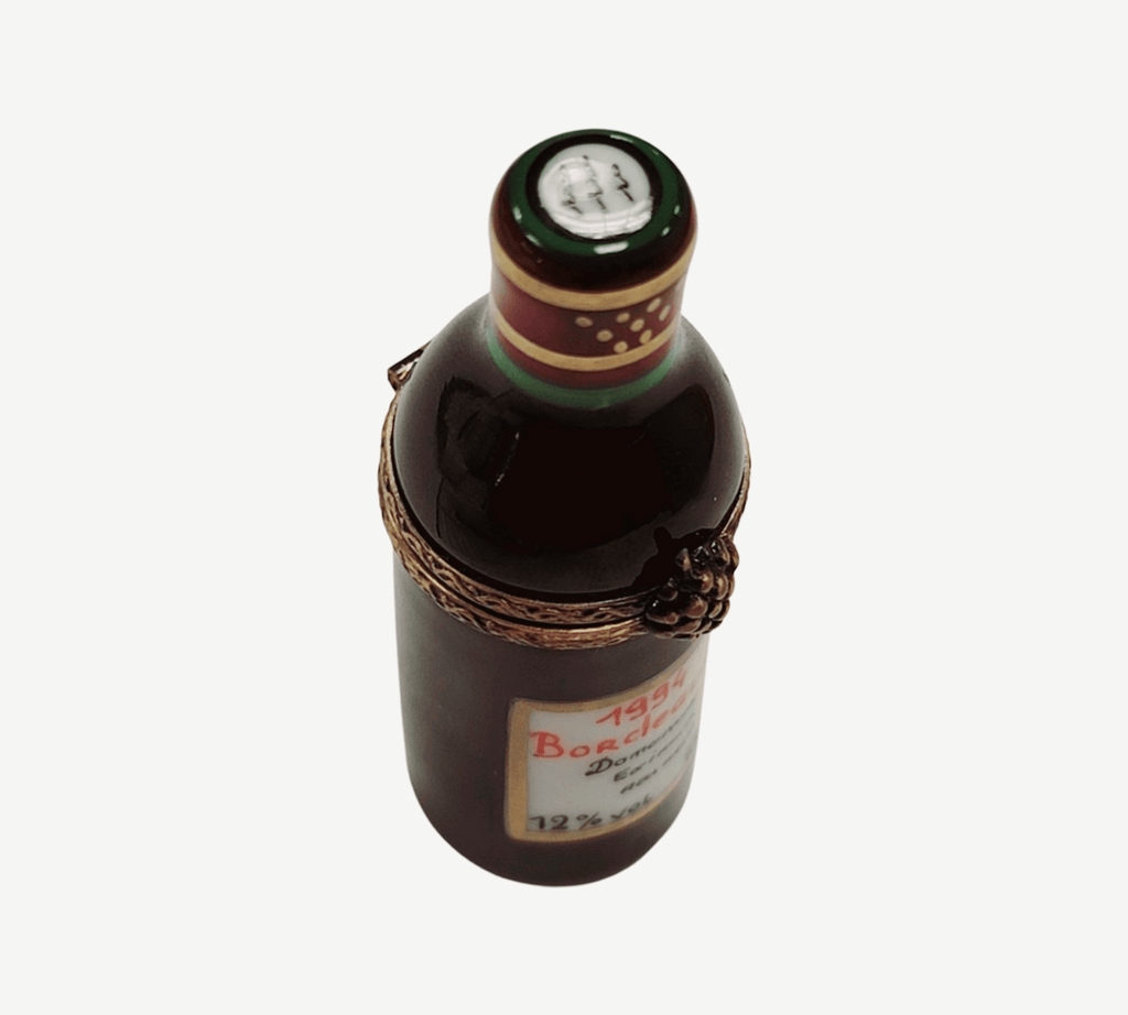 Fine French craftsmanship on the 1994 Bordeaux Wine Limoges box, painted by hand