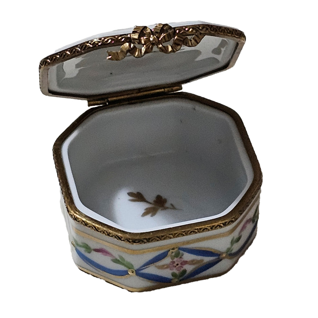 Hexa Blue Criss Cross w Pink Flowers Decor Limoges Box, view 2