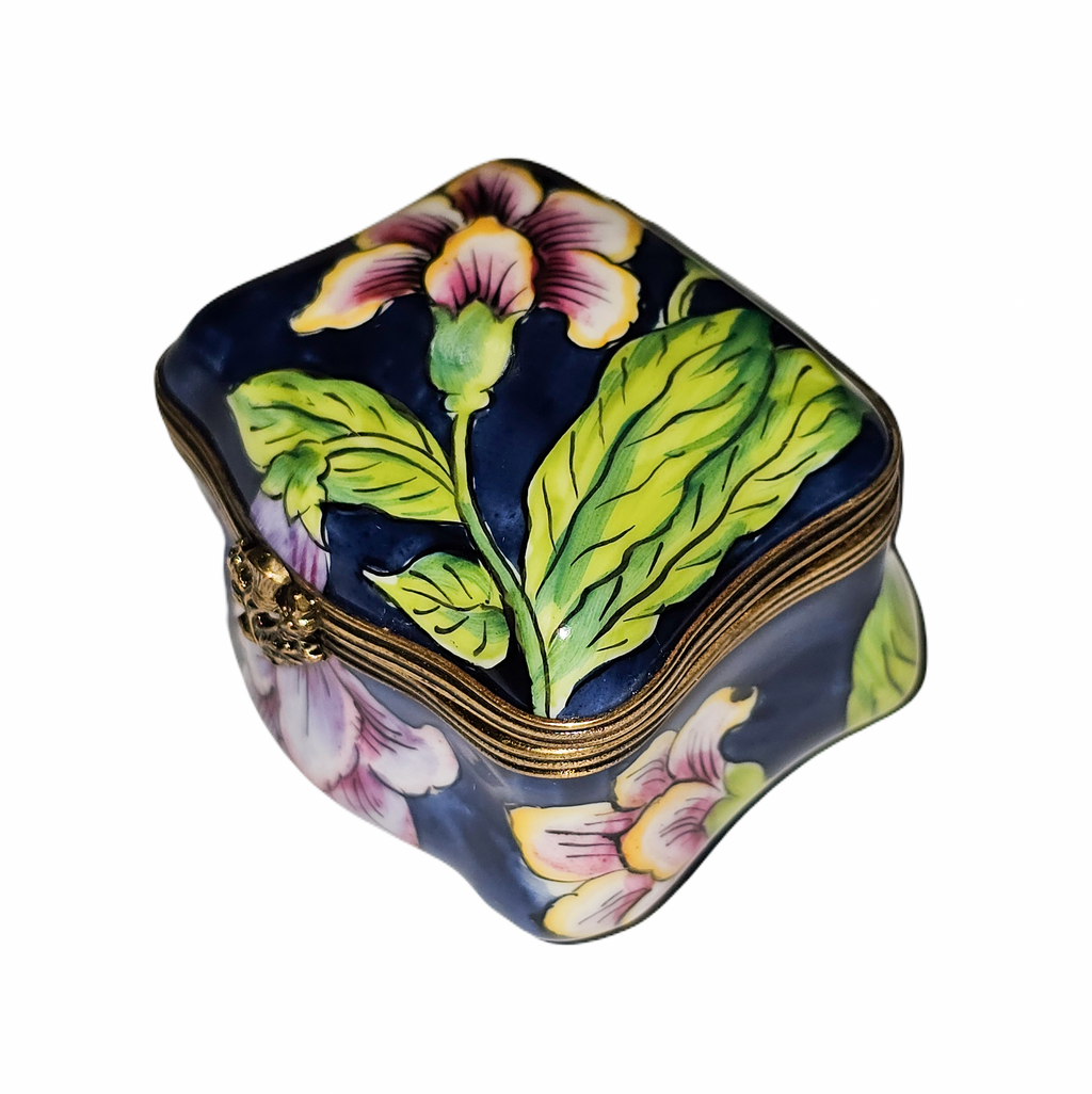 Orchid Limoges W Dark Blue Background, view 3