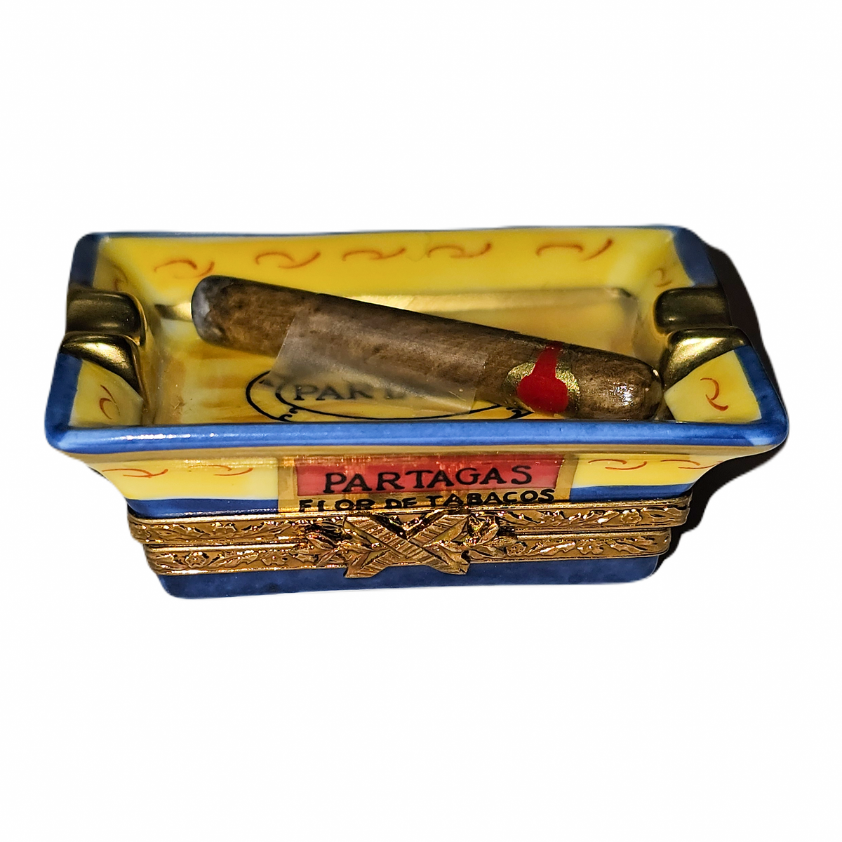 Partagas Tabaca Removable Cuban Cigar on Ashtray Collectible, view 3