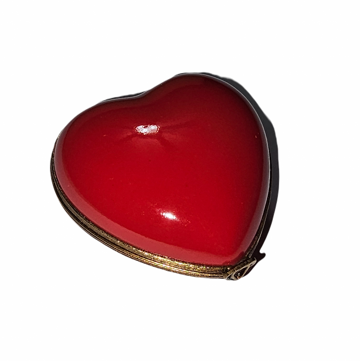 Red Heart Limoges Box for Love Gifts, a hand-painted Limoges porcelain gift