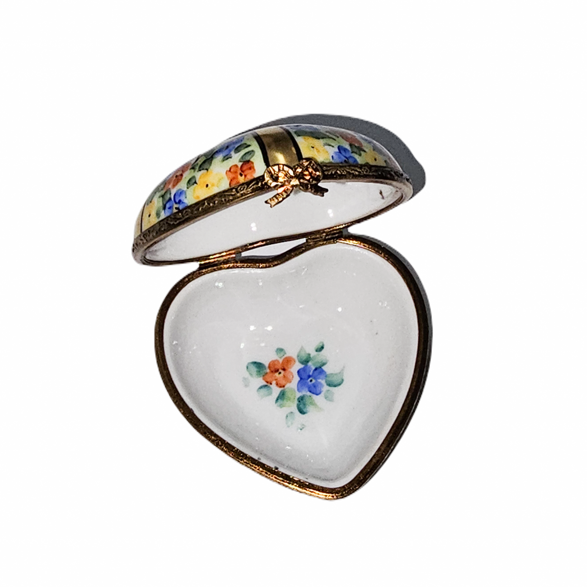 Heart w Flowers and Gold Bow Keepsake, view 2