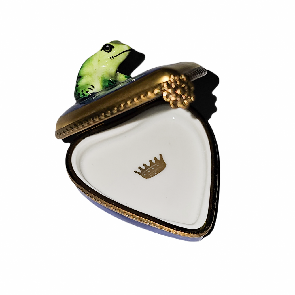 Frog on Water Heart Limoges Box, view 2