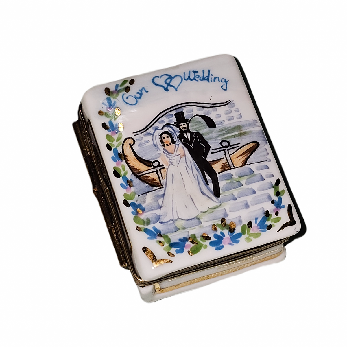 Limoges Boutique presents the Wedding Book, a genuine Limoges box painted by hand in France