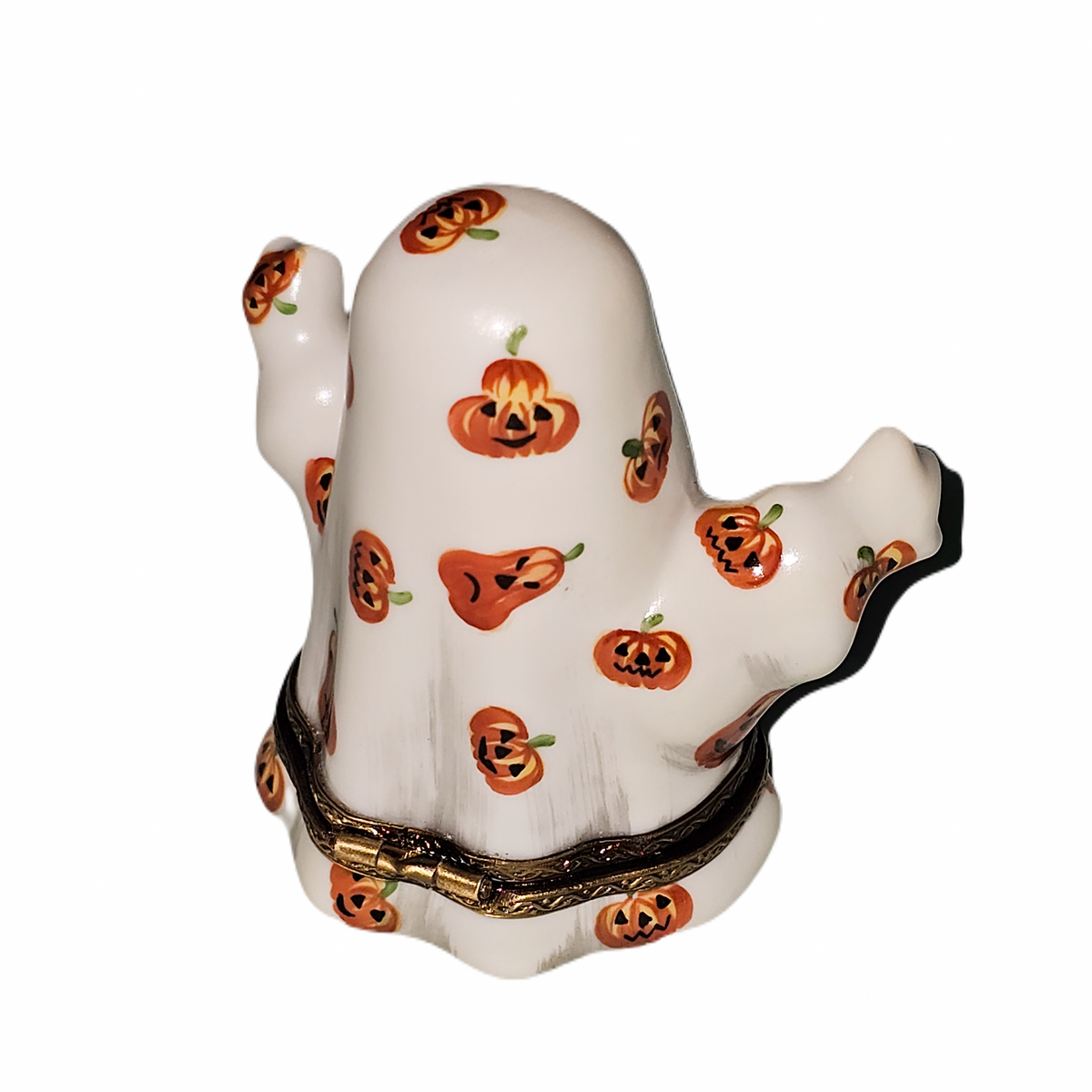 A thoughtful gift for Francophiles: the Ghost with Jack-o'-Lanterns Halloween Limoges box