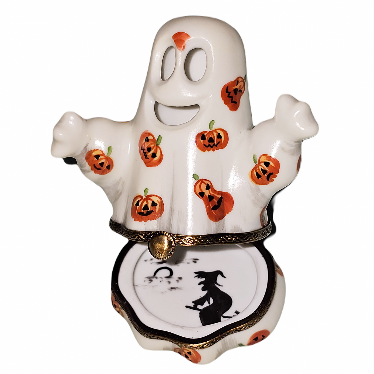 Painted details on the Ghost with Jack-o'-Lanterns Halloween Limoges box, French art in miniature