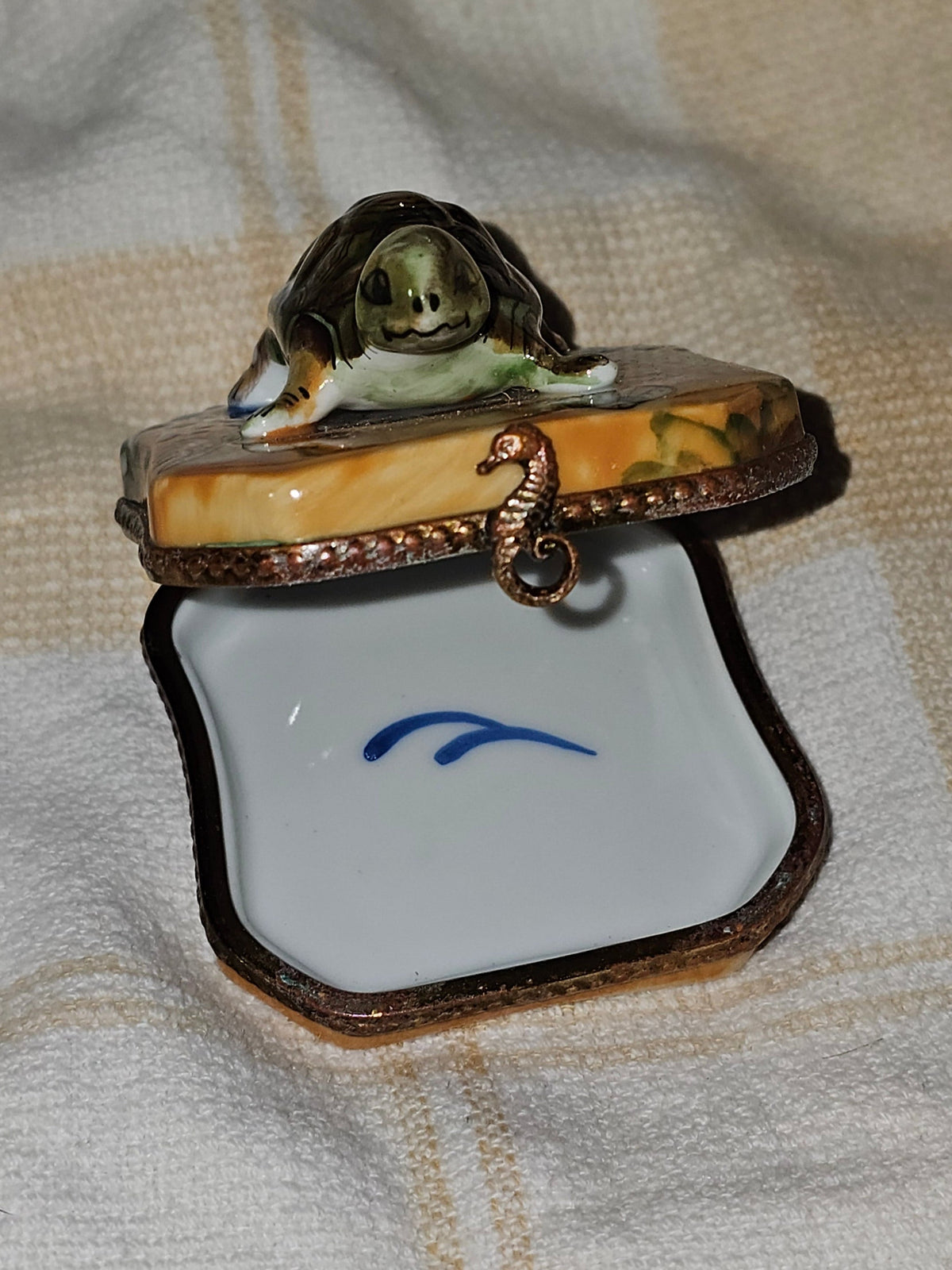 Turtle Beach Limoges Box for Ocean Lovers, view 4