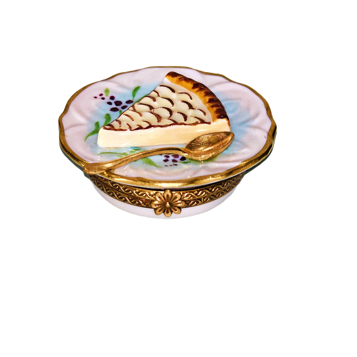 Fine French craftsmanship on the Apple Pie on Plate Limoges box, painted by hand