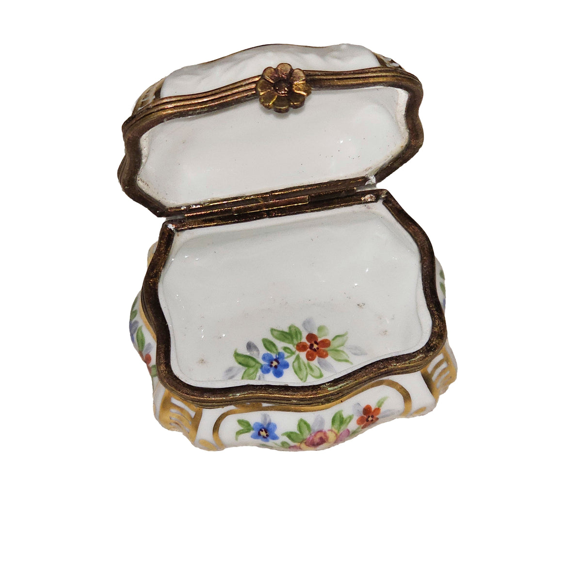 Scallped White Flowers Gold Trim Limoges Porcelain Art Object, view 2
