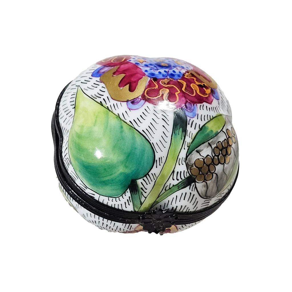 Flower on Puffy Quad Hinged Vintage Limoges Porcelain Art Object, view 3