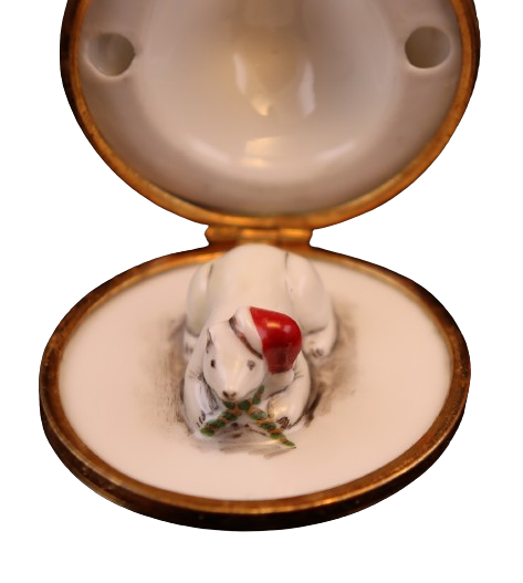Igloo Santa Polar Bear Artoria Limoges Box Figurine, view 7