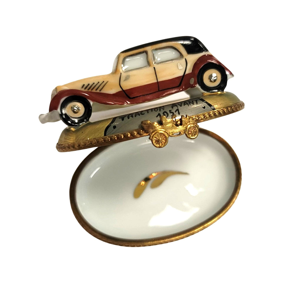 Painted details on the Antique Car Limoges box, French art in miniature