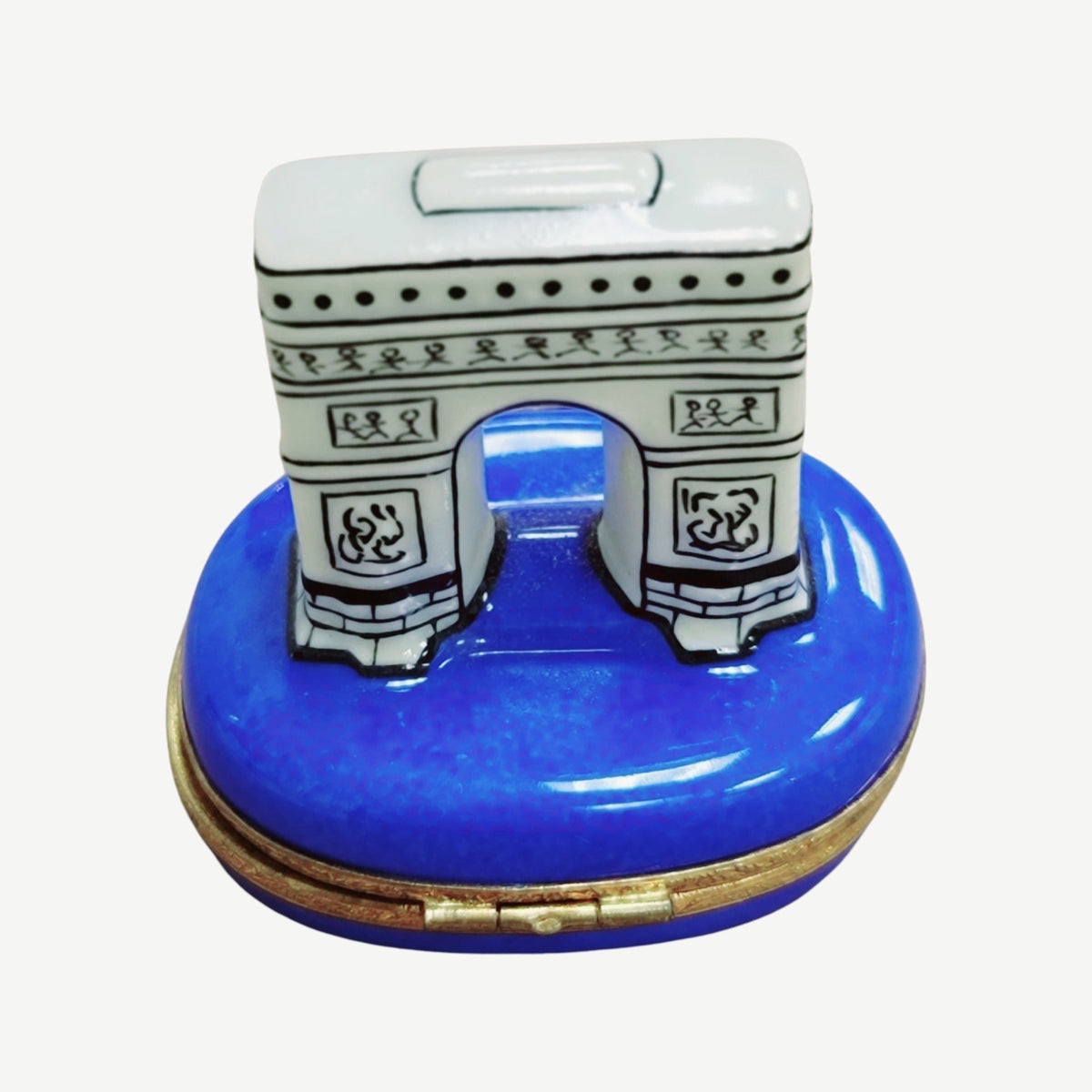 Markings on the base of the Arc De Triomphe Blue Base Limoges box, a sign of French origin