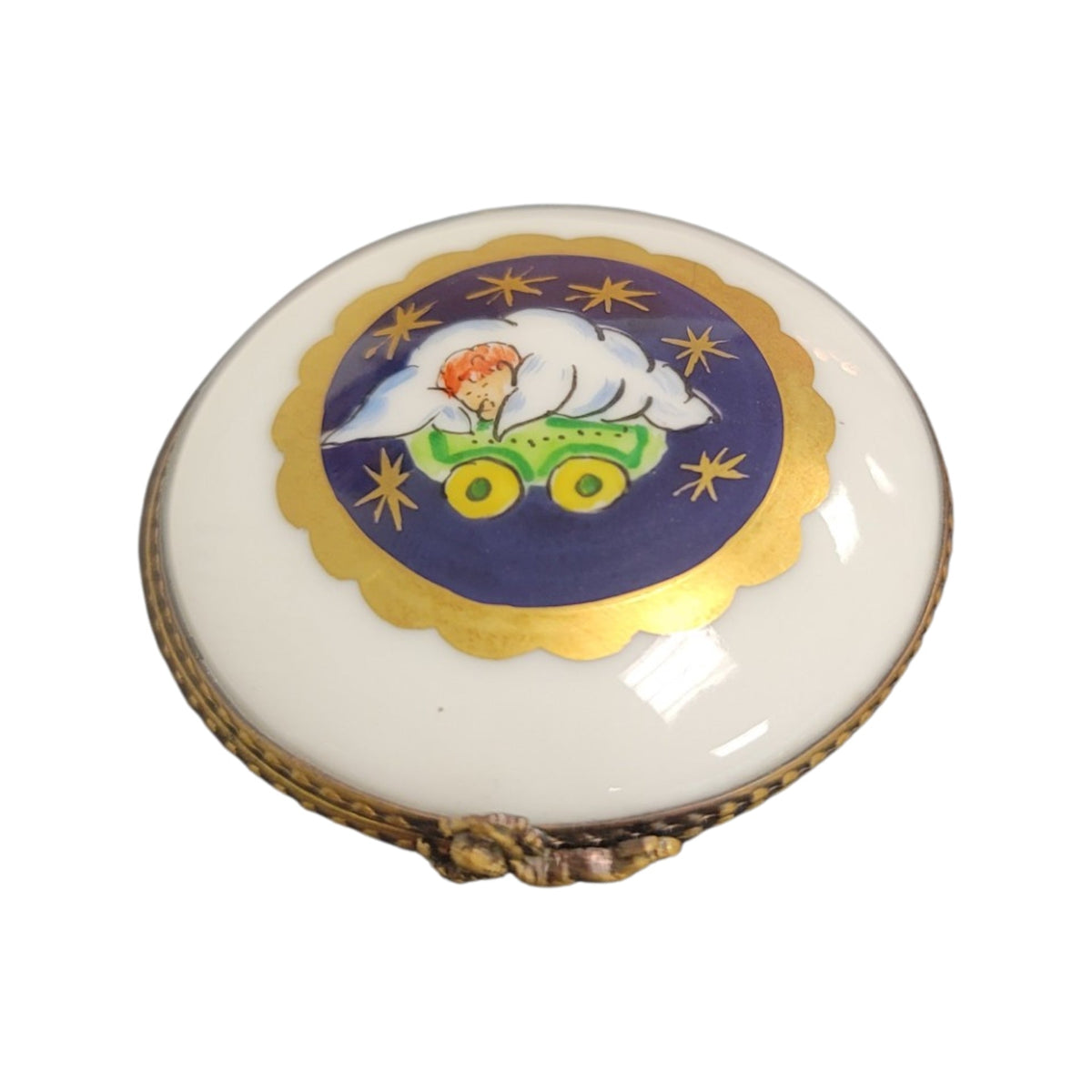 A thoughtful gift for Francophiles: the Baby Round Limoges box
