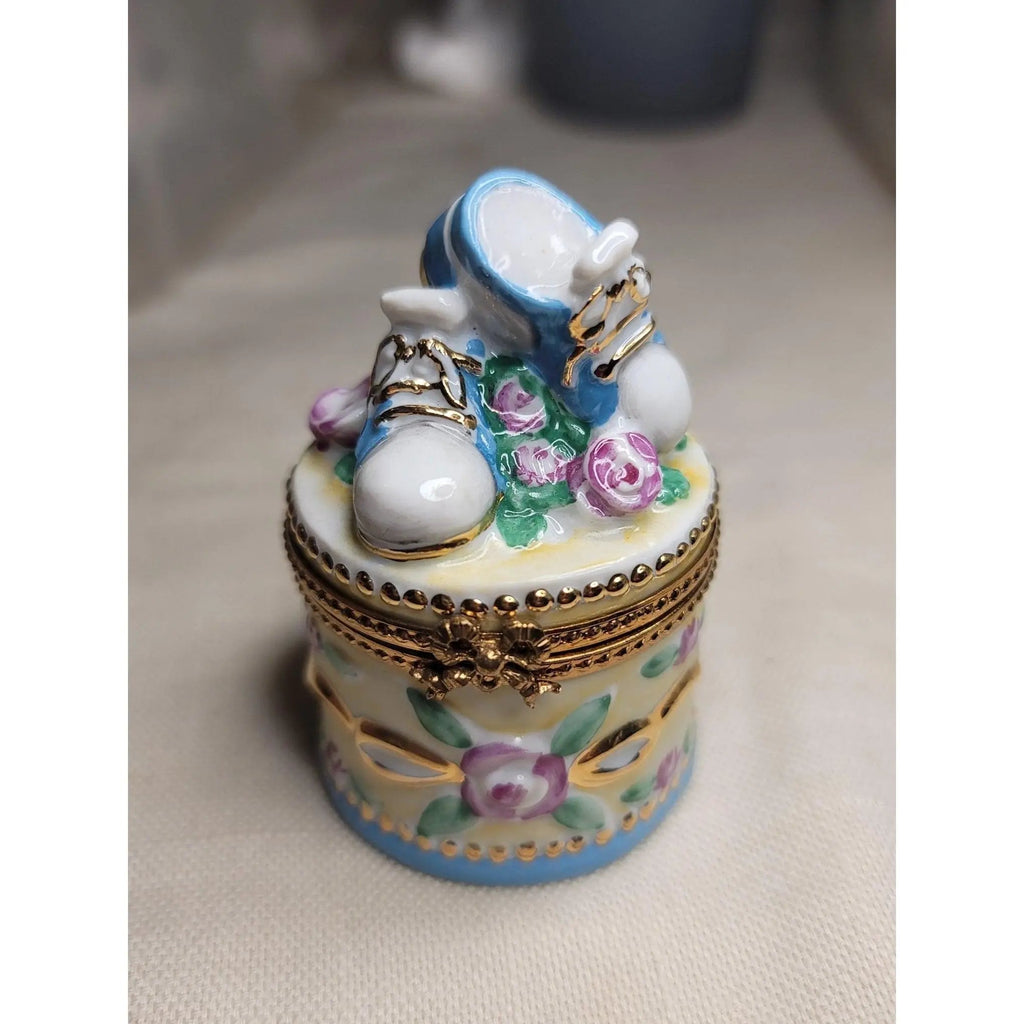 Baby Shoes No 1 of 750 Limoges Box Figurine Keepsake, view 9