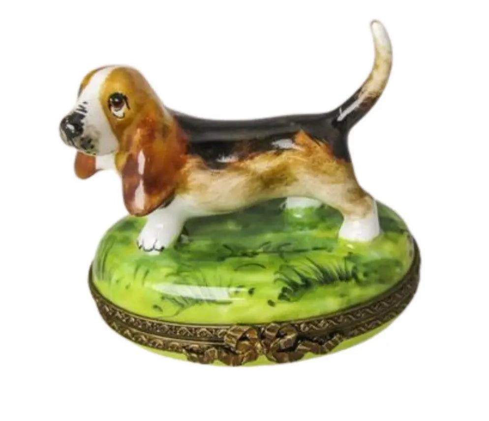 Limoges Boutique presents the Beagle Dog, a genuine Limoges box painted by hand in France