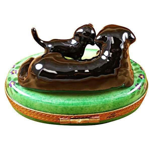 The painter's artistry shows on this Black Labrador and Puppy Limoges box