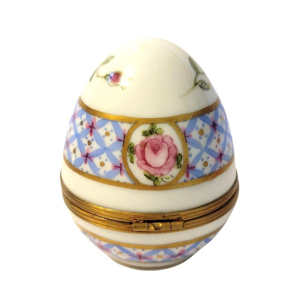 A thoughtful gift for Francophiles: the Blue with Roses Egg F D Limoges box