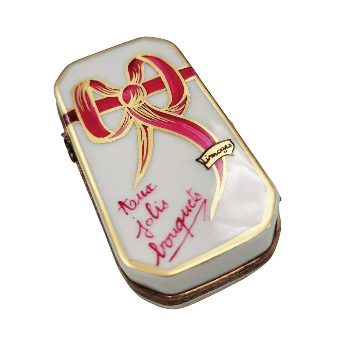 Limoges Boutique presents the Bouquet of Flowers, a genuine Limoges box painted by hand in France