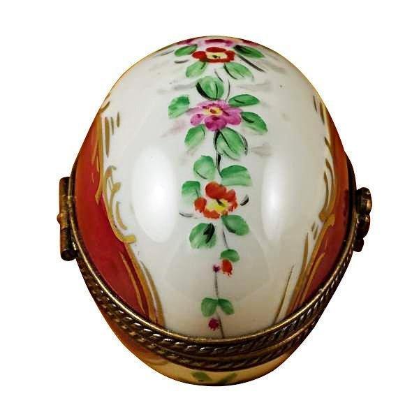 Painted details on the Burgundy Egg with Flowers Limoges box, French art in miniature