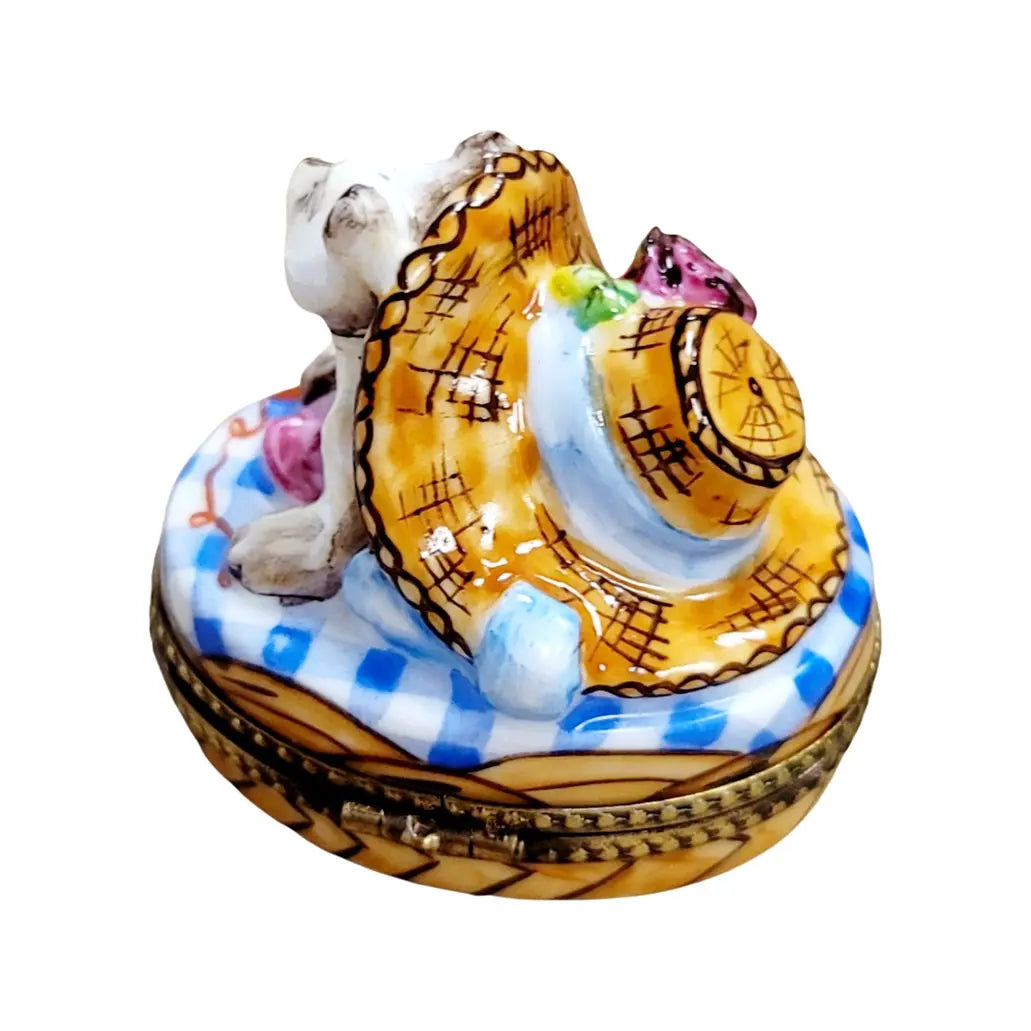 A thoughtful gift for Francophiles: the Cat 2 Bonnet Limoges box
