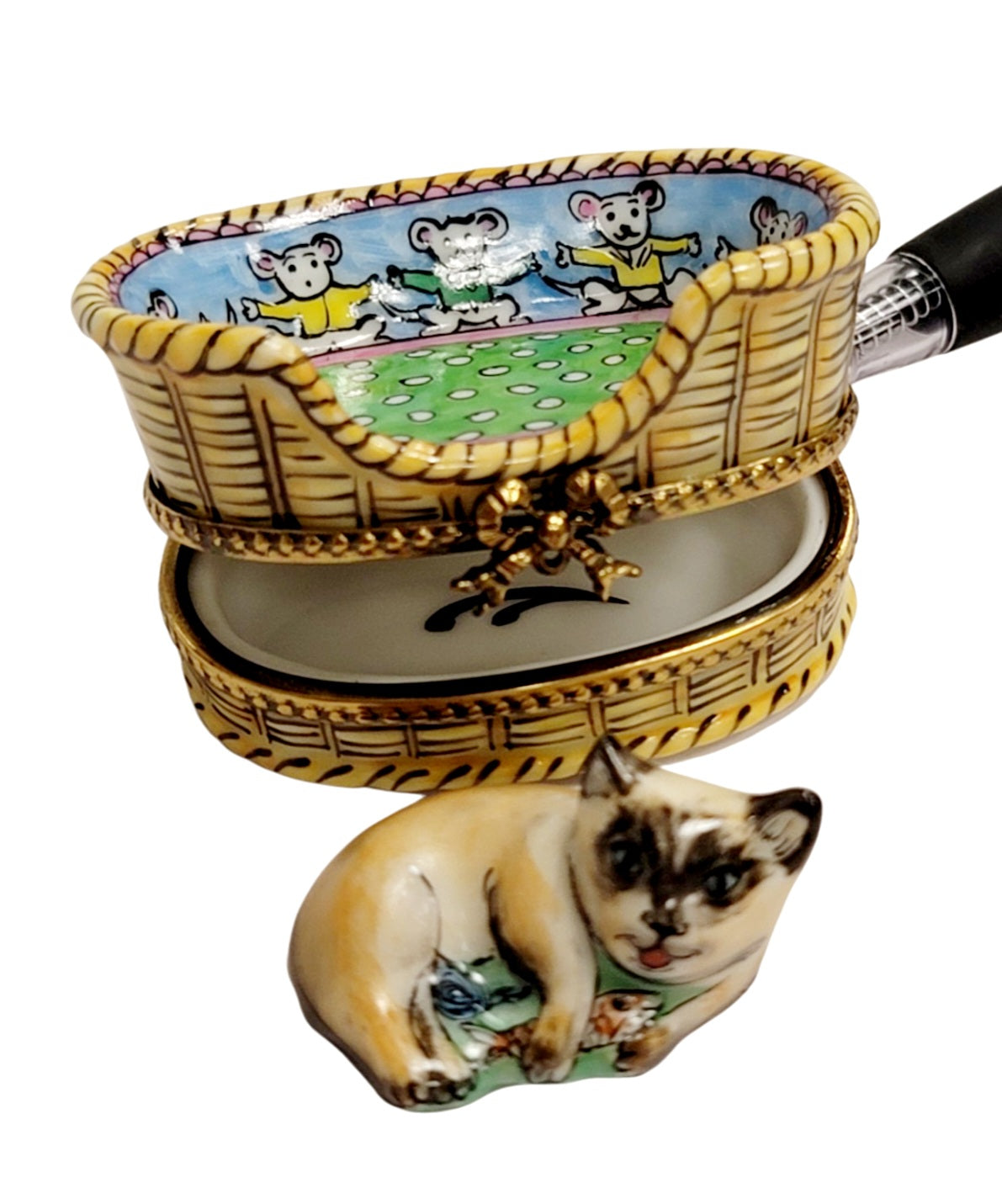 Fine art lovers will admire this Cozy Cat in Basket Limoges box