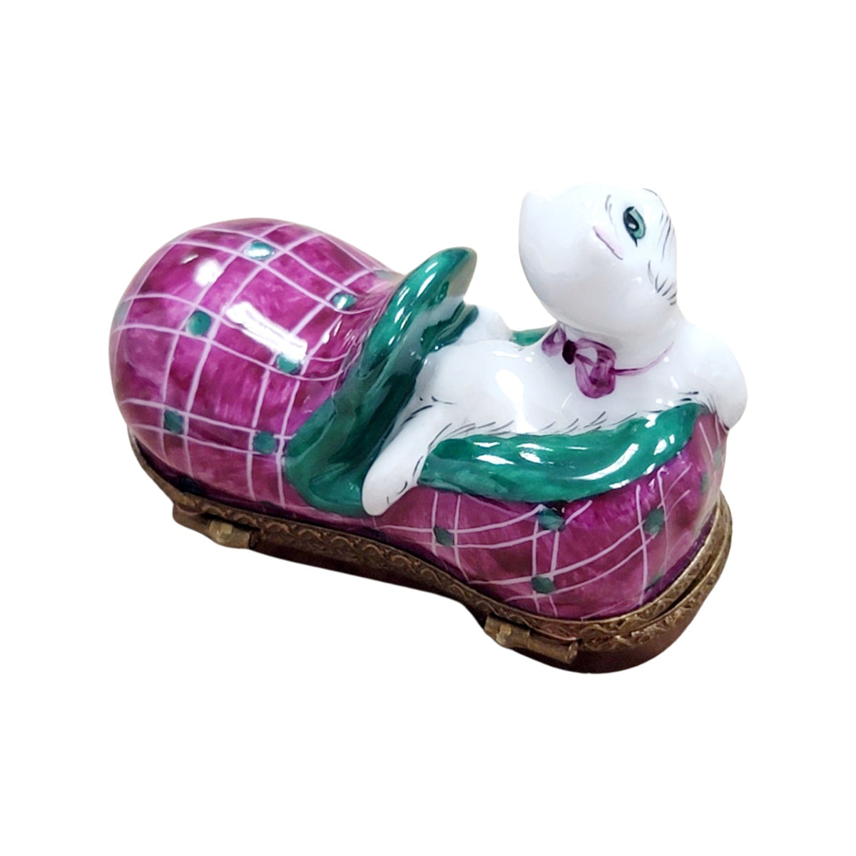 The Cat in Slipper, a Limoges keepsake with true French charm