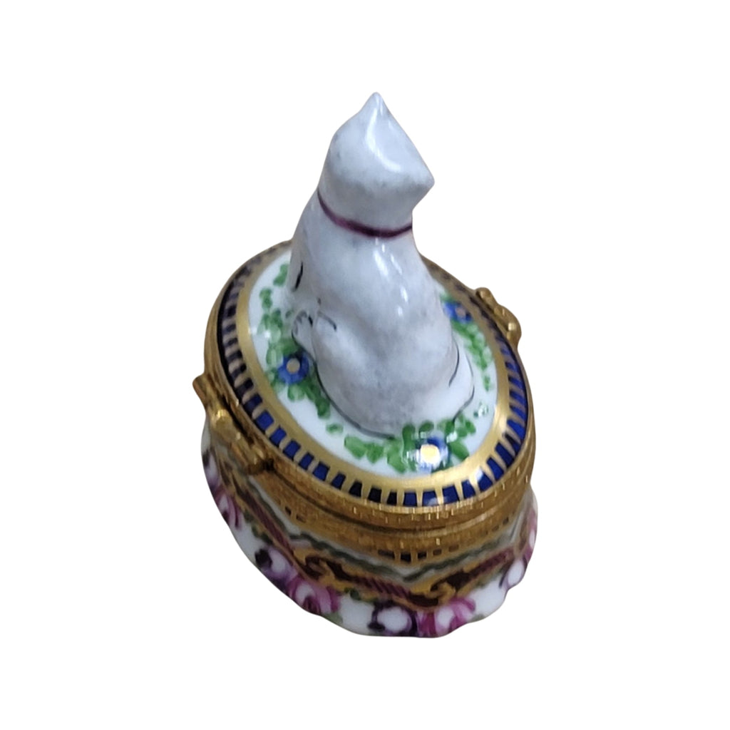 Markings on the base of the Cat Sevre Roses Base Cat Limoges box, a sign of French origin