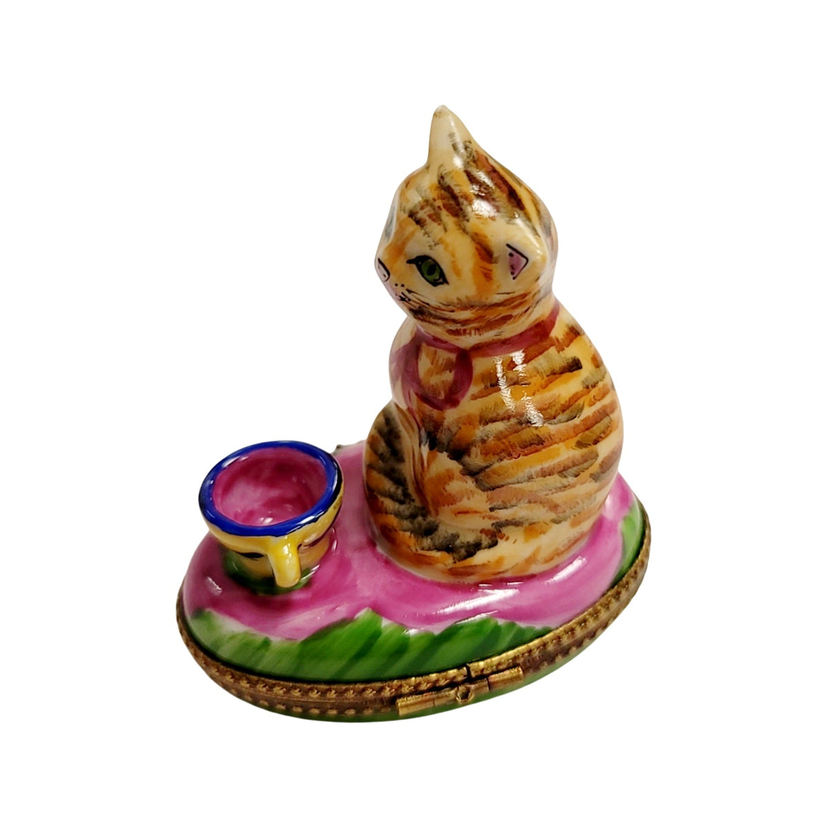 Gift idea for someone who loves France: Cat with Pink Cup Limoges box