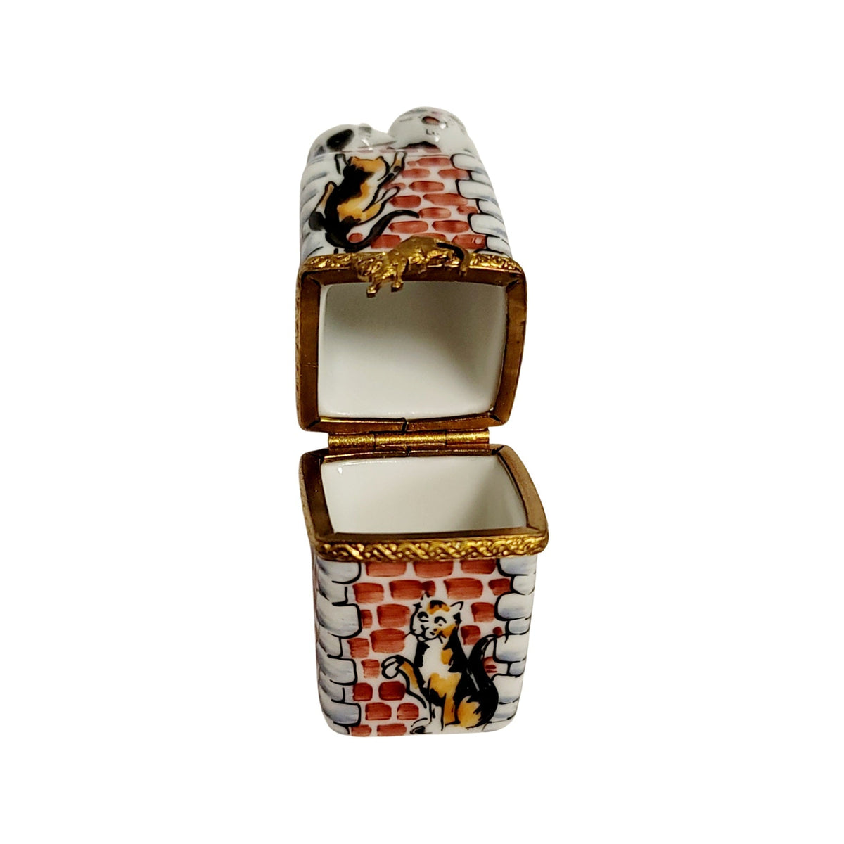 Painted details on the Cat on Chimney Limoges box, French art in miniature