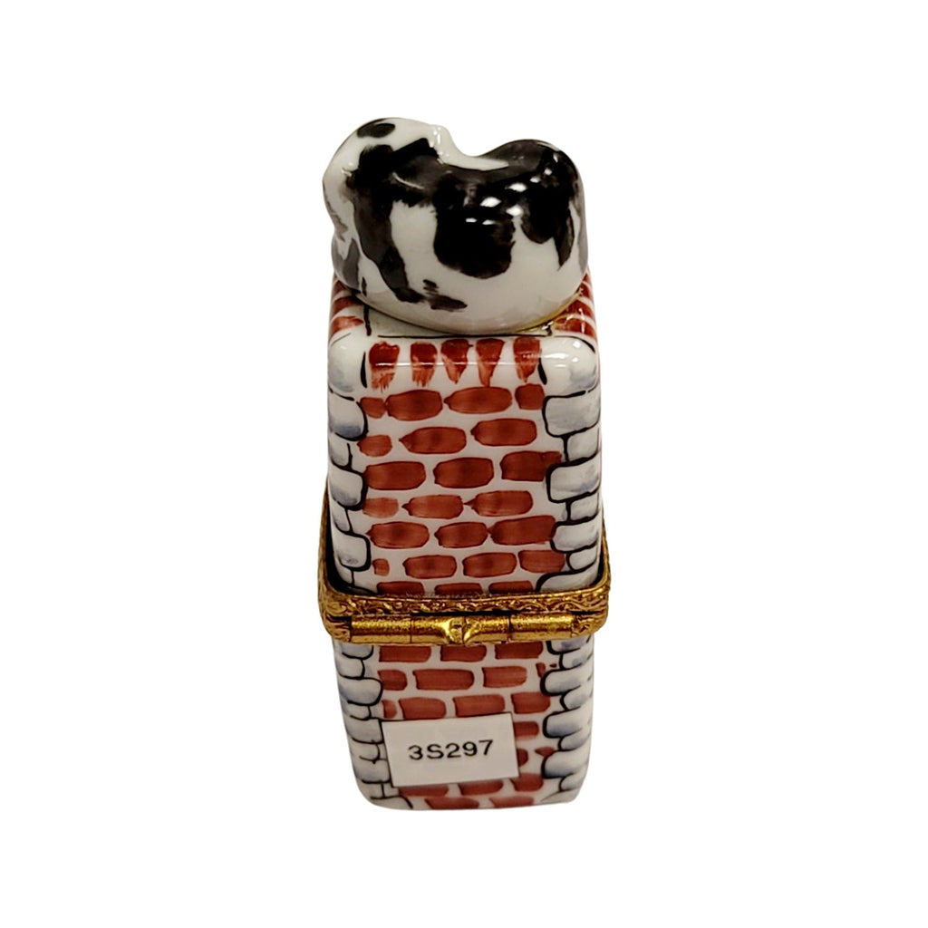 A thoughtful gift for Francophiles: the Cat on Chimney Limoges box