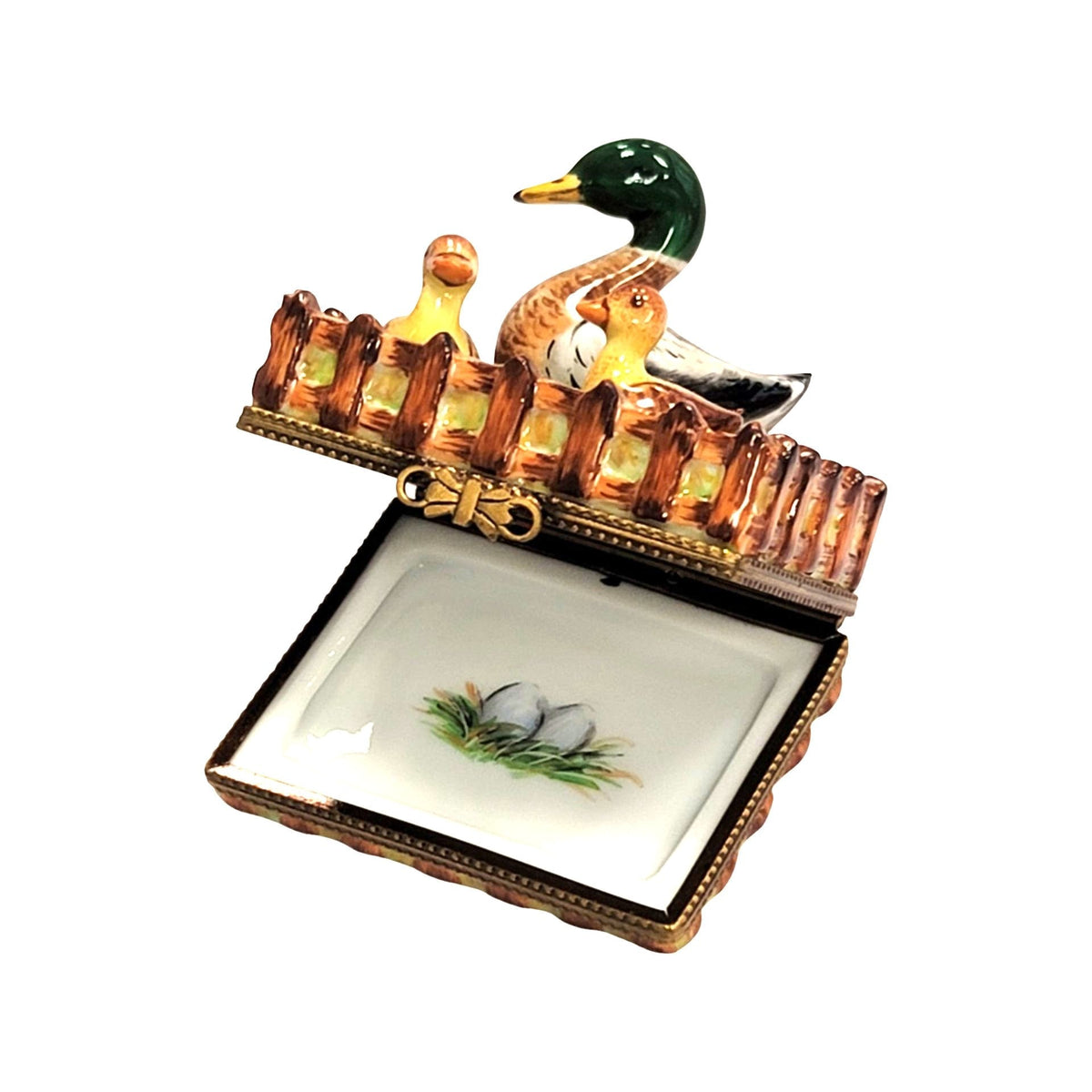 Every brushstroke by hand on the 3 Ducks on Farm Limoges box from France