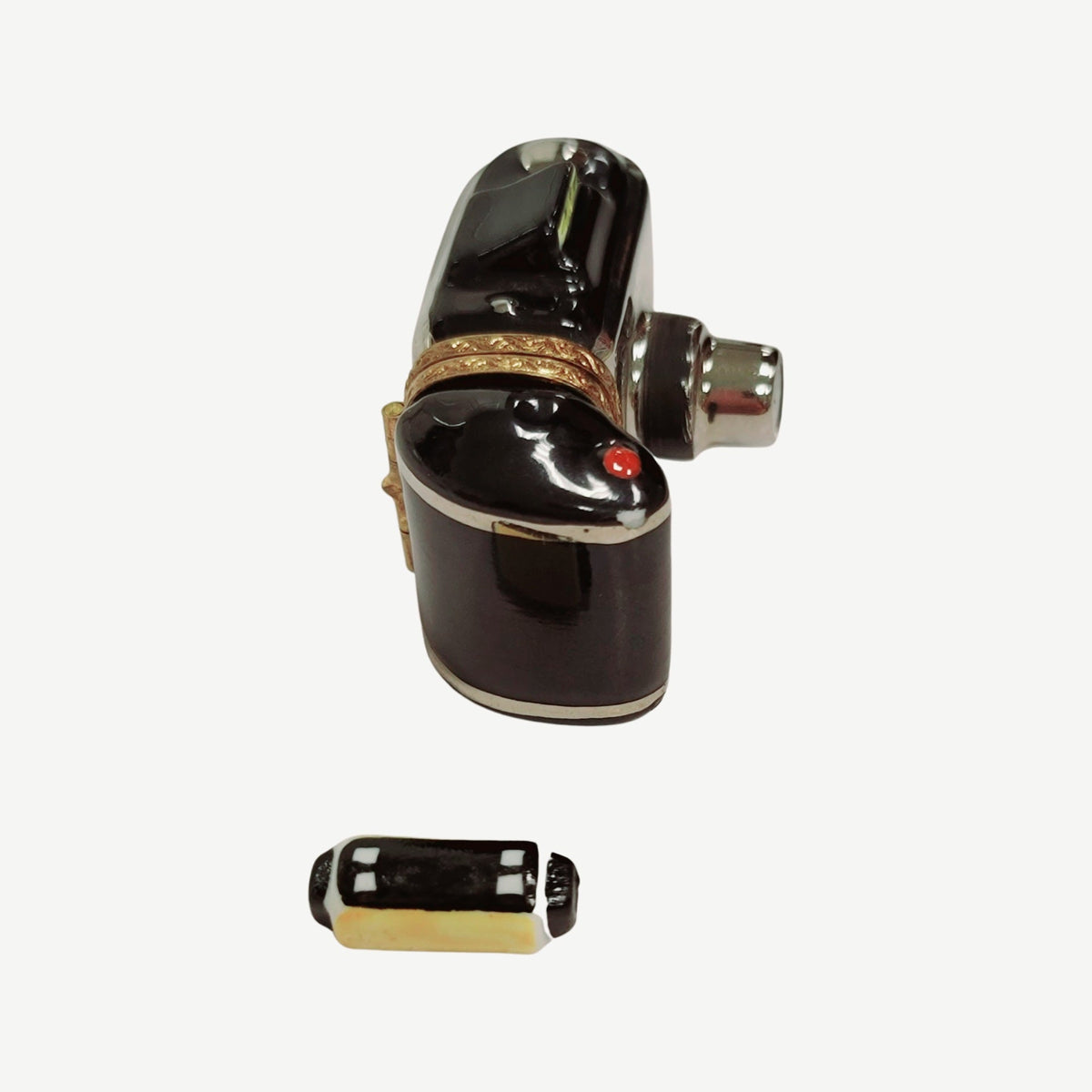 A thoughtful gift for Francophiles: the 35mm Black Camera with Film Limoges box