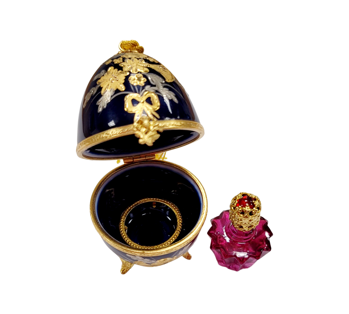 The painter's artistry shows on this Cobalt Blue Egg with Perfume Limoges box