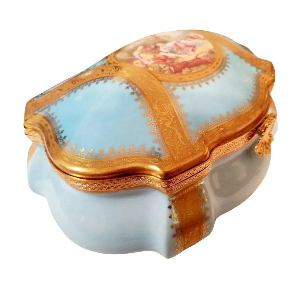 Concorde Penicaud Jewelry Limoges box painted by hand in Limoges, France, a gift to treasure