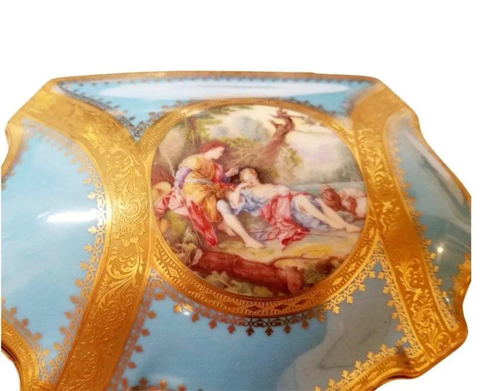 Collectible Concorde Penicaud Jewelry Limoges box with artisan brushwork