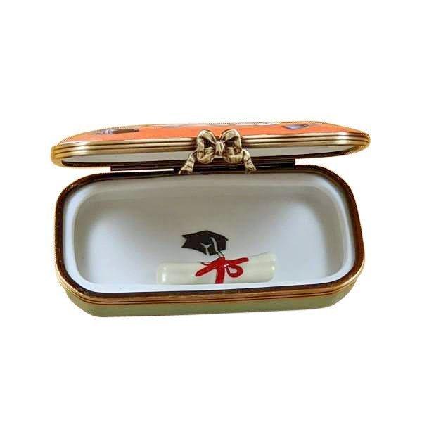 The painter's artistry shows on this Congratulations Graduation Oval with Diploma Limoges box