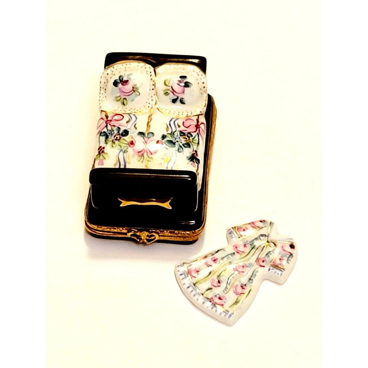 Beautiful Bed w Nightgown Bed Limoges Box Figurine, view 3