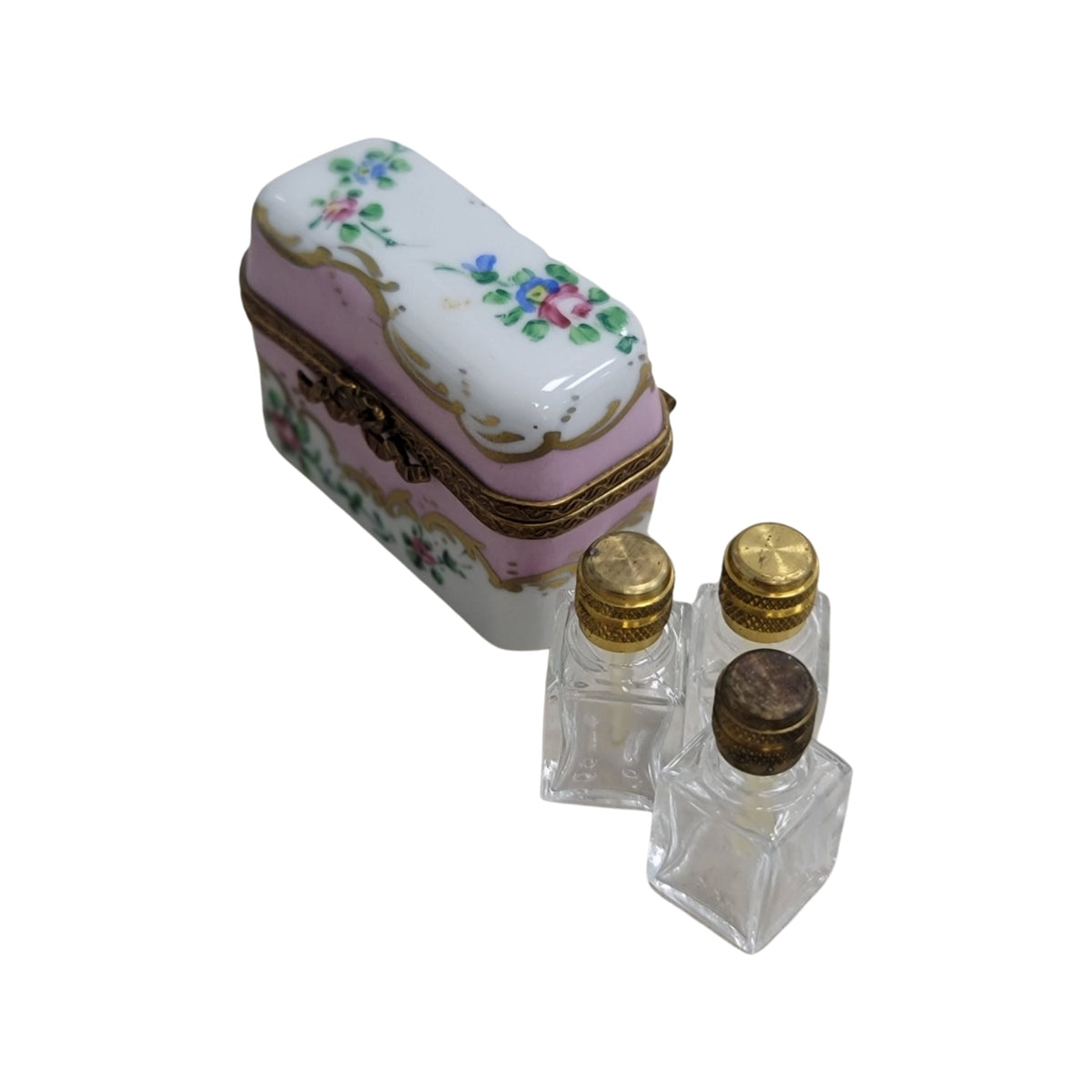 Fine art lovers will admire this 3 Perfume Pink Roses Square Limoges box