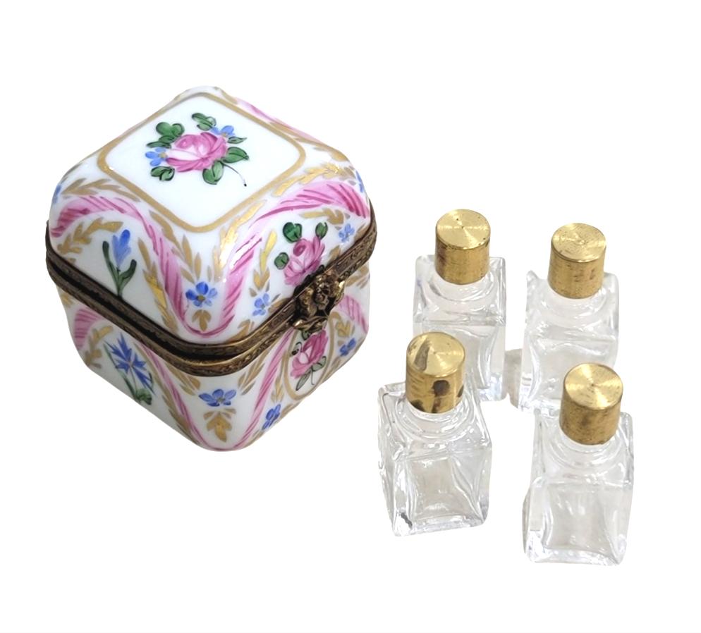 A thoughtful gift for Francophiles: the 4 perfume pink roses in square Limoges box