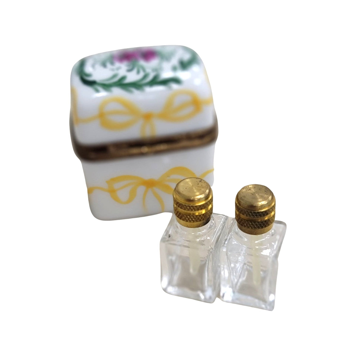 The 2 Perfume Bow Roses, a Limoges keepsake with true French charm
