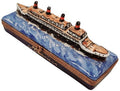 Limoges Boutique presents the Floating Titanic 3.5, a genuine Limoges box painted by hand in France