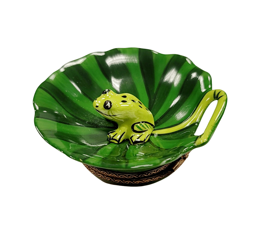 Frog on Lillypad Figurine France, view 8