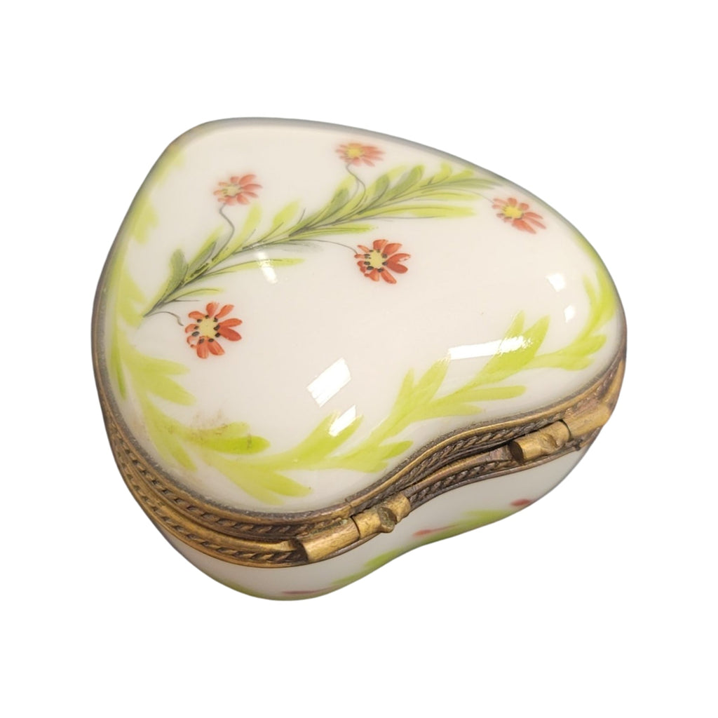 Green Heart Red Flowers Limoges Porcelain Art Object for Collectors, view 3