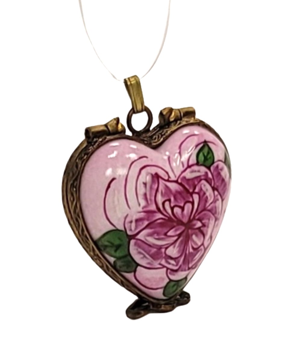 Pendant Heart Roses Limoges Porcelain Art Object, view 4