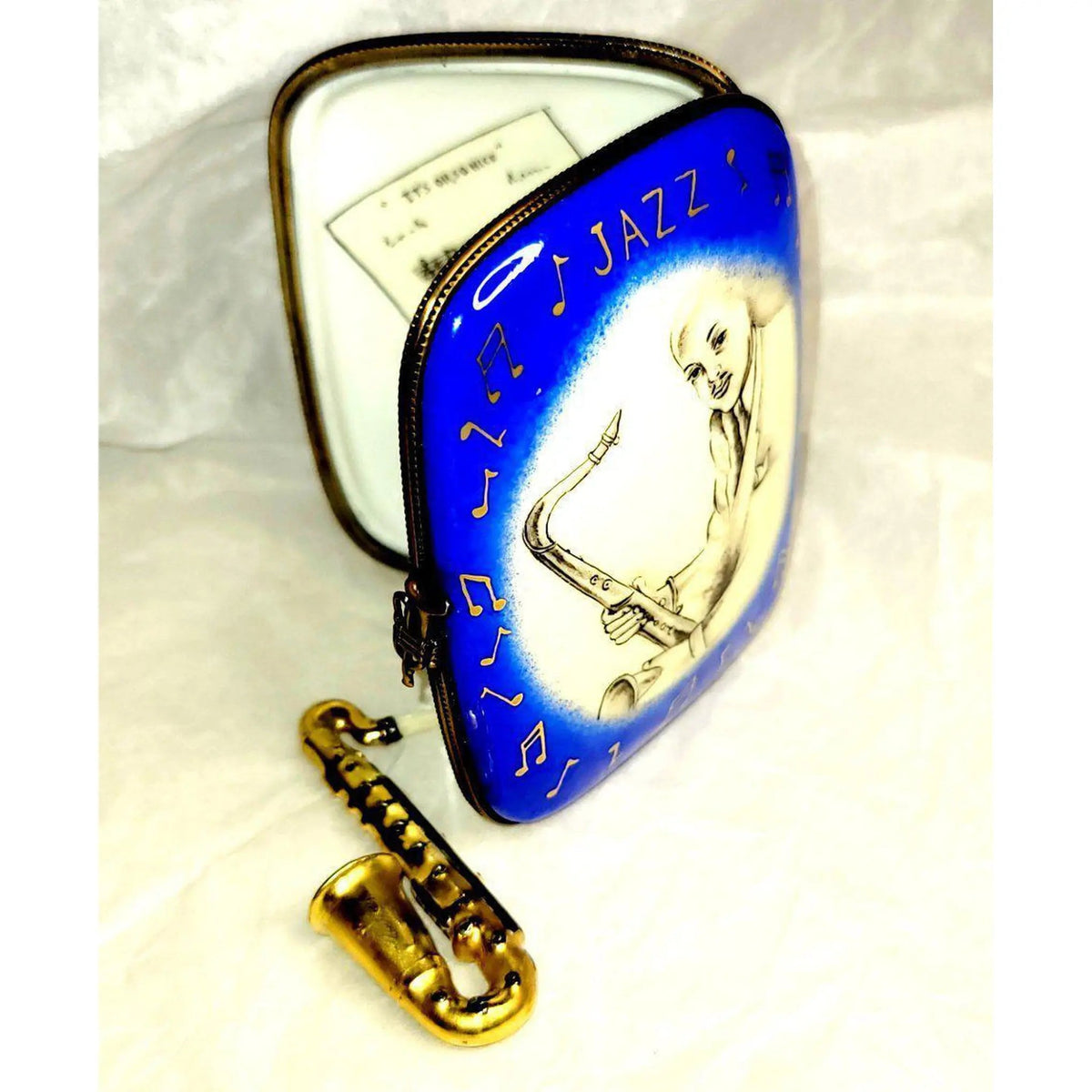 The Jazz Saxophone Music Large 4, a Limoges keepsake with true French charm