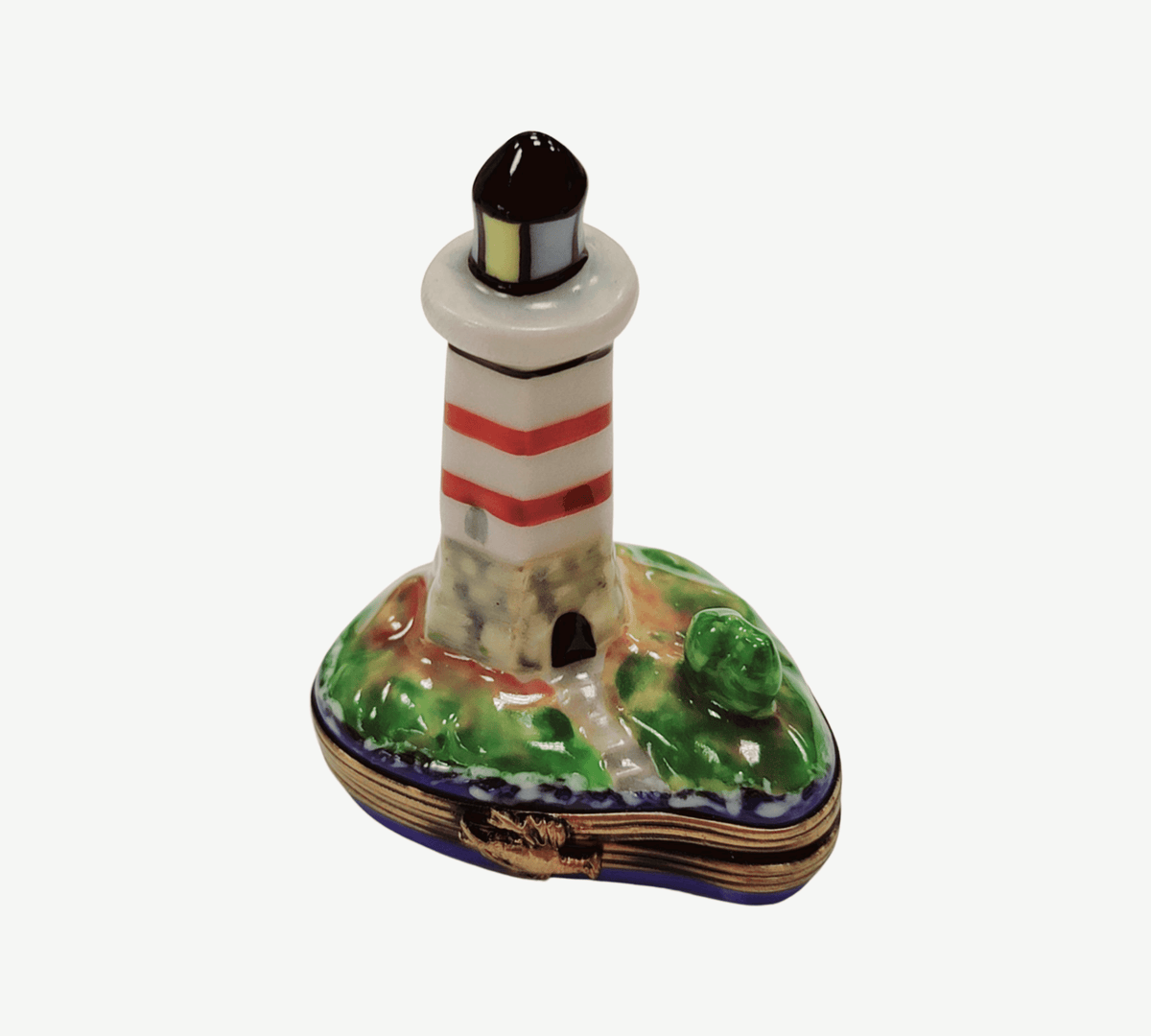 A thoughtful gift for Francophiles: the Lighthouse Boat on Ocean Limoges box