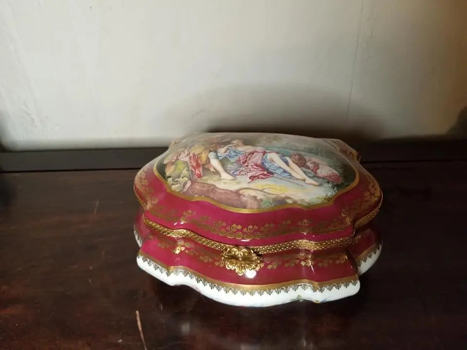Limited Edition Penicaud Lovers Jewelry Box Limoges, view 10