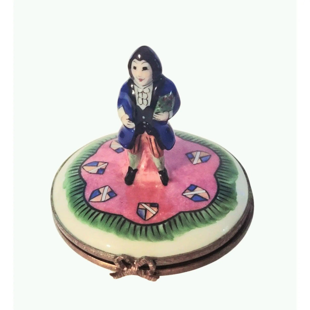 Lord Williams Oxford Welch Man Serenade Limoges Box, view 3