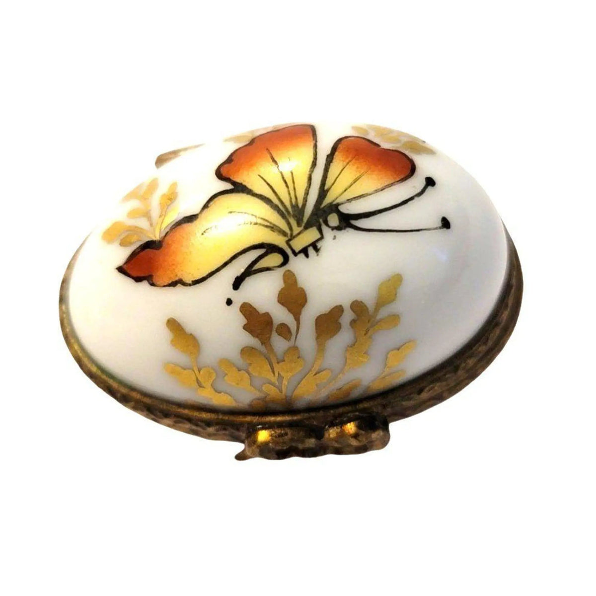 A thoughtful gift for Francophiles: the Mini Tiny Butterfly Egg Limoges box